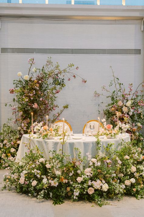 Spring Blossoms at BK Botanic Garden | Chère Rosalie Sweetheart Table Flower Arrangements, Bridal Table Flowers Arrangements, Sweetheart Wedding Table, Jewel Tone Wedding Decor, Linens For Wedding, Main Table Wedding, Sweetheart Table Flowers, Wildflower Wedding Theme, Table Decor Wedding