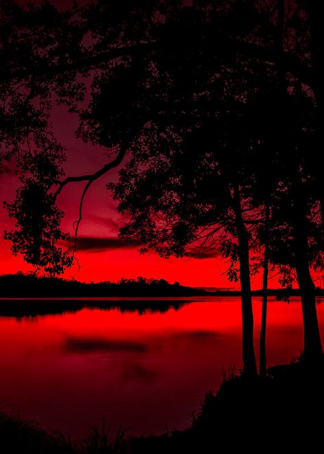 Sunset Red Aesthetic, Red World Aesthetic, Cool Red Pictures, Red Aesthetic Photography, Blood River, Red Wallpapers, Black Sunset, River Sunset, Red Aesthetic Grunge