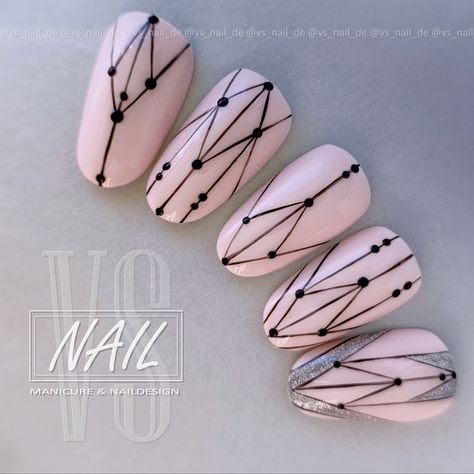 Geometry Nail Art, Geometry Nails, Geometric Nails, Geometric Nail, Almond Nails, Hair And Nails, Geometry, Nail Designs, Nail Art