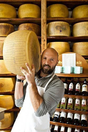 Central Market in Livorno, Lucini, Italy Central Market, Cheese Shop, Parmigiano Reggiano, Wine Cheese, Food Market, Food App, Italy Travel, Sicily, Wine Recipes