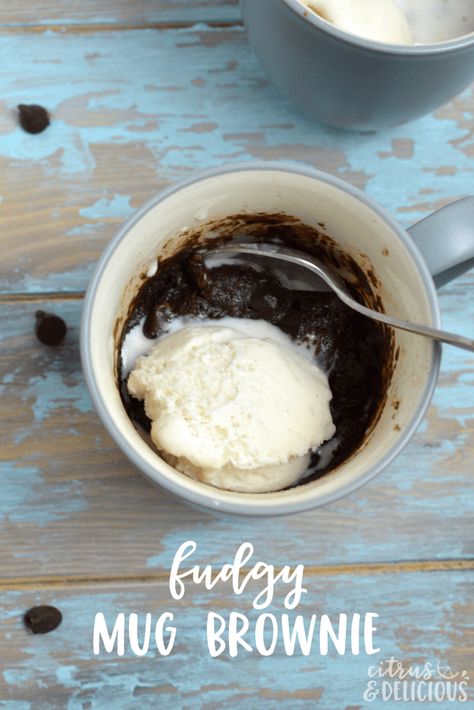 This Fudgy Mug Brownie is perfect for when you want a little something sweet at night but don’t want to be haunted by a big tray of brownies on the counter in the morning. With just a handful of pantry ingredients, it’s hard to not make this mug brownie! #brownie #brownies #chocolate #dessert Fudgy Mug Brownie, Mug Brownie, Hot Fudge Cake, Chocolate Chip Mug Cake, Chip Mug, Hot Chocolate Fudge, Brownie In A Mug, Brownies Chocolate, Slow Cooker Desserts