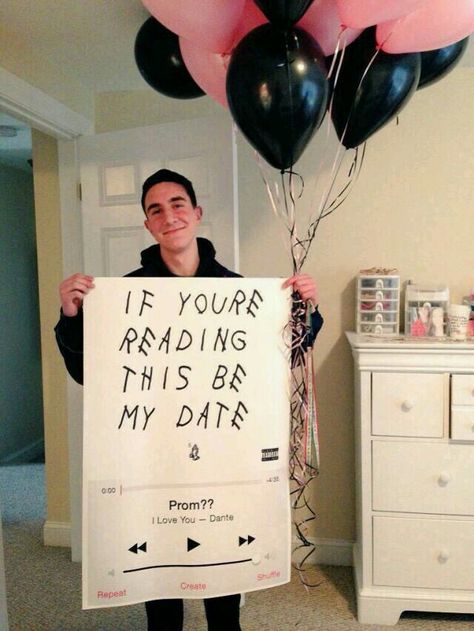 ☺ Drake Promposal, Cute Hoco Proposals, Cute Promposals, Promposal Ideas, Funny Prom, Cute Homecoming Proposals, Cute Prom Proposals, Asking To Prom, Dance Proposal