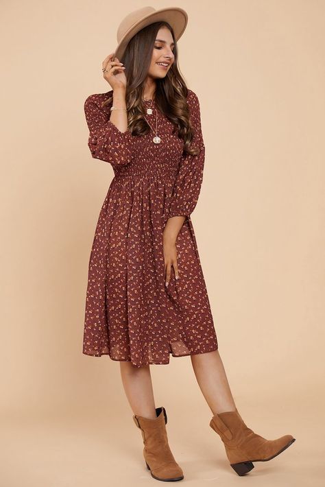 Autumn Midi Dress, Pretty Fall Dresses, Photography Outfits, Midi Dress Fall, Fall Photography, Spring Fashion Outfits, Wardrobe Inspiration, Comfy Dresses, Spring Outfits Women