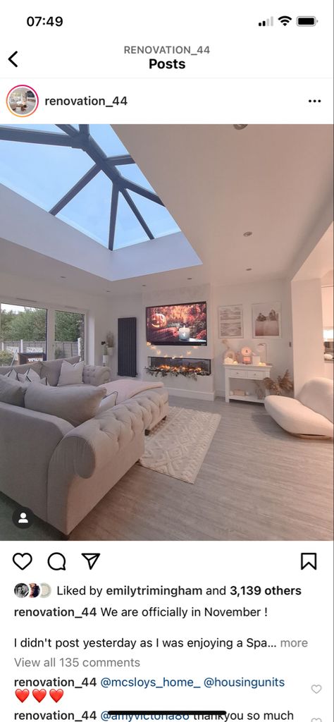 Corner Sofa Kitchen Diner, Kitchen Extension Living Area, Open Plan Kitchen Conservatory, Sitting Room Extension Ideas, Open Plan Kitchen Living Room Uk, Kitchen Diner Living Room Open Plan, Family Room Extension Ideas, Open Plan Kitchen Lounge Ideas, Open Plan Tv Area