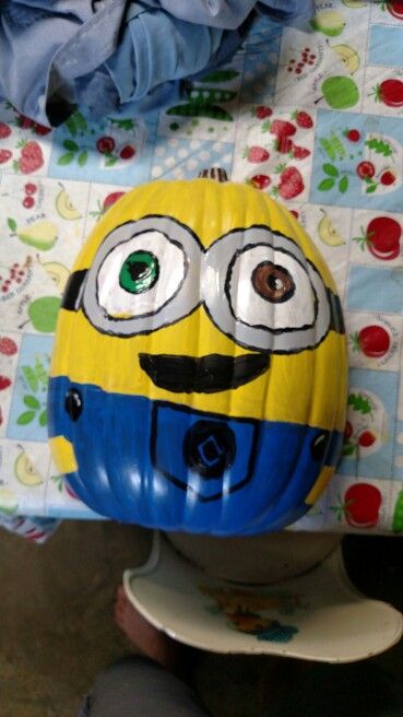 Bob minion pumpkin Minion Pumpkin Painting, Bob Minion, Minion Pumpkin, Easy Halloween Costumes For Women, Minions Bob, Pumpkin Painting Ideas, Pumpkin Painting, Easy Halloween Costumes, Painted Pumpkins