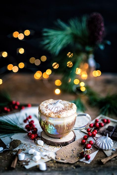 Christmas Food Ideas For Dinner, Christmas Food Photography, Gingerbread Syrup, Homemade Gingerbread, Gingerbread Latte, Christmas Photography, Christmas Photoshoot, Espresso Martini, Noel Christmas