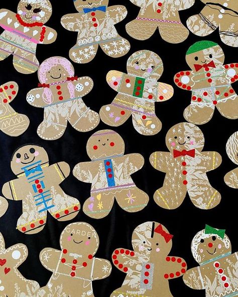 Cardboard Cookie Craft, Cardboard Cookies, Gingerbread Bulletin Board Ideas, Cardboard Gingerbread, Gingerbread Designs, Apple Kindergarten, Gingerbread Art, Christmas Art For Kids, Kindergarten Christmas