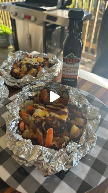 Luke Brown on Instagram: "#sponsored Foil Packets are a family favorite dinner all summer long! @texasroadhouse 

INGREDIENTS
1 lb ground beef
Steak seasoning 
Texas Roadhouse Gold Sauce 
4 potatoes
1 onion
1/2 bag baby carrots 
Olive oil 
Shredded Colby Jack cheese 

INSTRUCTIONS 
Form ground beef into 4 equal size patties. Wash and chop potatoes into cubes. Chop an onion. Slice baby carrots in half. 

Lay out a couple of pieces of aluminum foil. Add one chopped potato, a handful of onion and some baby carrots. Drizzle a little bit of olive oil over the veggies. Season with a little bit of steak seasoning. Top with a burger patty and season with a little bit more steak seasoning. Top the burger with a drizzle of Texas Roadhouse Gold Sauce. 

Wrap aluminum foil up tightly. Repeat until all Cube Steak Foil Packets, Burger Foil Packets For The Grill, Ground Beef Recipes Grill, Ground Beef Grill Recipes, Meat And Potato Meals, Grill Packets, Steak Foil Packets, Gold Sauce, Onion Slice