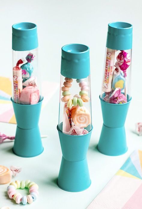 Make these groovy lava lamp containers as party favors, or just a rainy day craft with the kids! Lava Lamp Party Favors, Hippie Birthday Party, 2nd Birthday Party For Girl, Hippie Birthday, Hippie Party, 70s Party, Handmade Charlotte, Bumbo, 3rd Birthday Parties