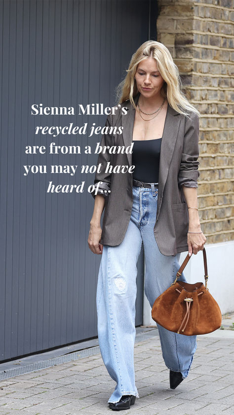 Sienna Miller never misses when it comes to style. Boho is of course what springs to mind when you think about her outfits, but have you ever noticed quite how good she is at denim? Sienna Miller Aesthetic, Sienna Miller Style Boho, Sienna Miller Style 2024, Sienna Miller Street Style, Sienna Miller Style, Her Outfits, Recycled Jeans, Easy Outfit, Sienna Miller