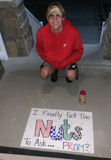 Funniest Hoco Proposals, Hoco Sign Ideas Funny, Funny Dance Asks, Funny Hoco Posters, Prom Answers, Funny Hoco Signs, Homecoming Sign Ideas, Cute Hoco Signs, Hoco Sign Ideas