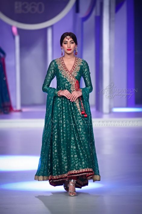 Angharka Style Frock, Angharka Style, Bridal Couture Week, Pakistani Formal Dresses, Pakistani Wedding Outfits, Pakistani Fashion Party Wear, Designer Anarkali, Indian Brides, Ghagra Choli