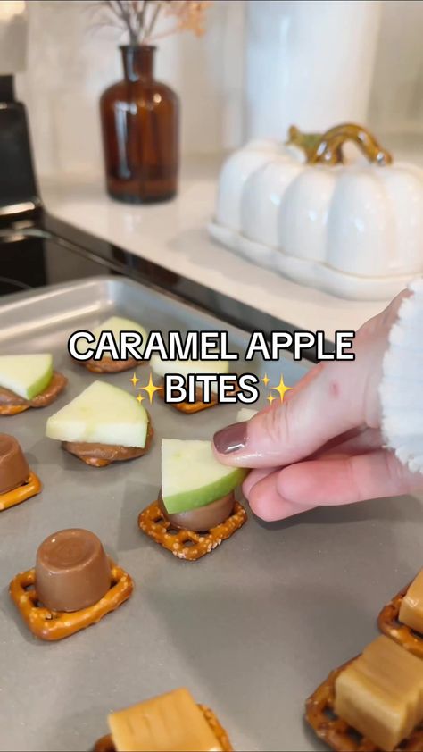 Caramel Apple Pretzel Bites My Heavenly Recipes, Apples Caramel Slices, Carmel Apple Recipes Easy, Carmel Apple Bites Snacks, Carmel Apple Bites With Rolos, Toffee Caramel Apple Bites, Pretzel Carmel Apple Bites, Apple Carmel Slices, Caramel Apple Desserts Easy