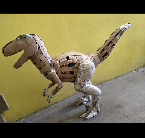 Jurassic Park Party, Dinosaur Birthday Theme, Jurassic Park Birthday, Piñata Ideas, Paper Mache Animals, Dinosaur Themed Birthday Party, Diy Pinata, Cardboard Sculpture, Dinosaur Crafts