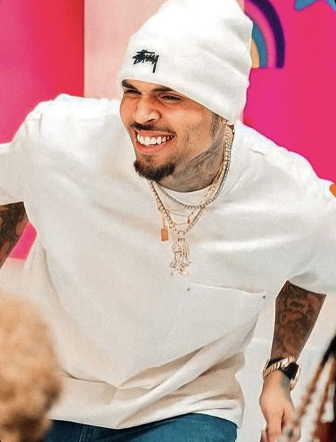 Recipes With Alcohol, Chris Brown Music, Brown Photoshoot, Chris Brown Photos, Chris Brown Photoshoot, Chris Brown Outfits, Chris Brown Style, Chris Brown And Royalty, Tattoo Ideas Males