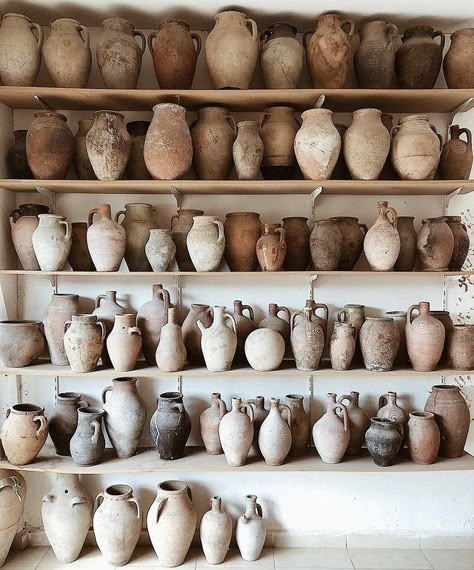 Cappadocia Turkey, Tanah Liat, Pottery Inspo, Ceramics Pottery Art, Ceramics Ideas Pottery, Pottery Studio, Ceramics Pottery, Wabi Sabi, Ceramic Pottery