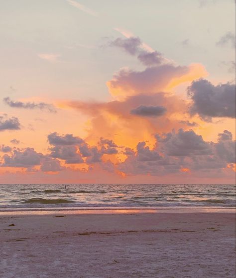 Pretty Sunrise Aesthetic, Sunset Cloud Wallpaper, Sunrise Clouds Aesthetic, Sky Widget Aesthetic, Sunset Phone Theme, Sunny With Clouds Aesthetic, Sunrise Astethic, Sunrise Widget, Sky And Clouds Aesthetic