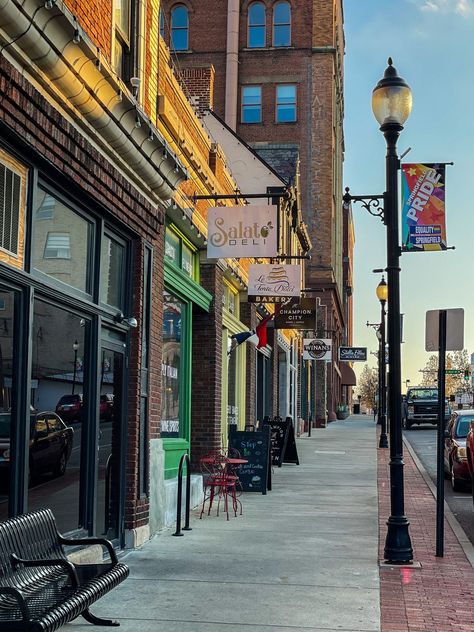 Things to do on a getaway to springfield ohio: Downtown Springfield Things To Do In Springfield Illinois, Springboro Ohio, Springfield Missouri Attractions, Springfield 1903, Springfield Ohio, Girls Weekend Getaway, National Road, Wooden Walkways, Ohio Travel