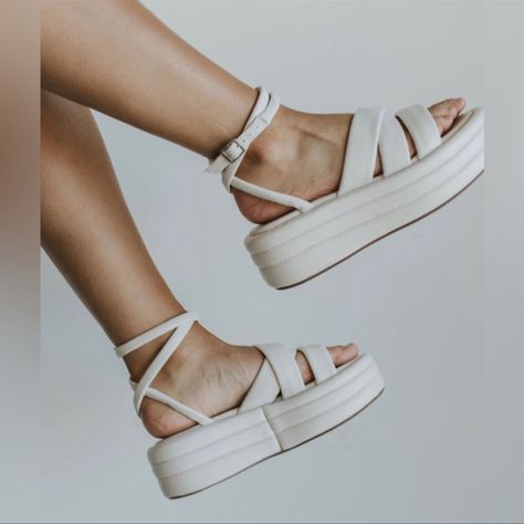 Excellent Condition Brand New With Box Full Leather Super Soft Free People Sandals, Black Huarache, Cork Footbed Sandals, White Platform Sandals, Wooden Clogs, Wrap Sandals, Flatform Sandals, Pink Sandals, Brown Leather Sandals