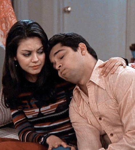 Jackie And Fez, Fez And Jackie, 70s Show Jackie, 70s Show Aesthetic, That 70s Show Aesthetic, Jackie Burkhart, 70 Show, 70s Show, That 70s Show