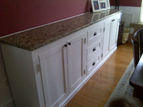 Built-in dining room buffet.  Storage underneath and matching countertop to kitchen... perfect for a buffet spread. Built In Dining Room Buffet, Dining Room Buffet Cabinet, Dining Room Built In, Dining Room Corner, Built In Buffet, Cabinet Buffet, Kitchen Furniture Storage, Living Colors, Dining Room Cabinet