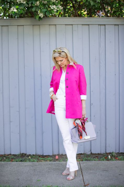 Chico's pink jacket, white girlfriend jeans and white no-iron shirt | Tanya Foster Tie Tutorial, Ways To Tie A Scarf, Stylish Outfits Casual, Tie A Scarf, Floral Vests, Scarf Tie, Jeans Boots, Hermes Scarf, Top Fashion Bloggers