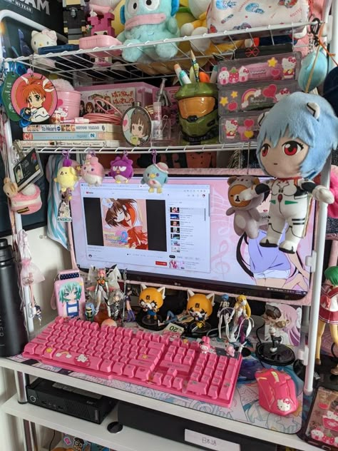 Room Cute, Otaku Room, Cute Room, Ideas Room, Anime Room, Room Desk, Room Goals, Cute Room Ideas, Pretty Room