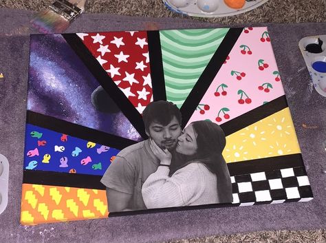 Cute Painting For Your Boyfriend, Cute Canvas Gifts For Boyfriend, Diy Art For Boyfriend, Painted Memory Boxes Boyfriend, Picture Collage Canvas, Canvas Painting Gift Ideas For Boyfriend, Canvas Photo Collage Diy, Painting To Make For Your Boyfriend, Painting For Significant Other