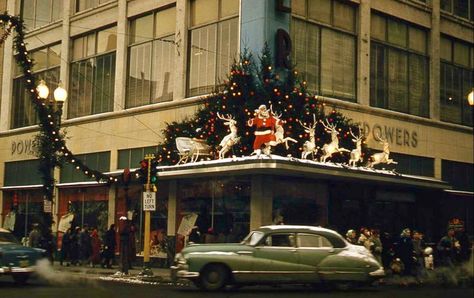 Minnesota History, Feeling Minnesota, Downtown Minneapolis, Vintage Christmas Photos, Vintage Minnesota, Ghost Of Christmas Past, Vintage Stores, Christmas In The City, Mid Century Christmas