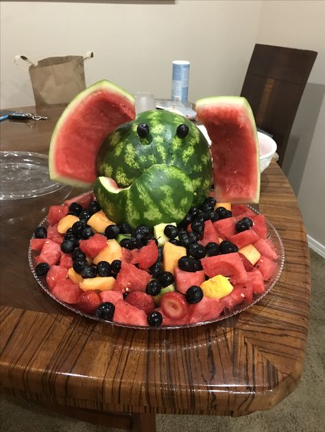 Elephant watermelon carving!! Took a little bit for us to find our groove but after it went really well! Super cute!! Elephant Strawberries, Cow Watermelon Carving, Elephant Watermelon, Strawberry Elephant, Elephant Watermelon Carving, Watermelon Boat, Kids Party Snacks, Elephant Carving, Elephant Face