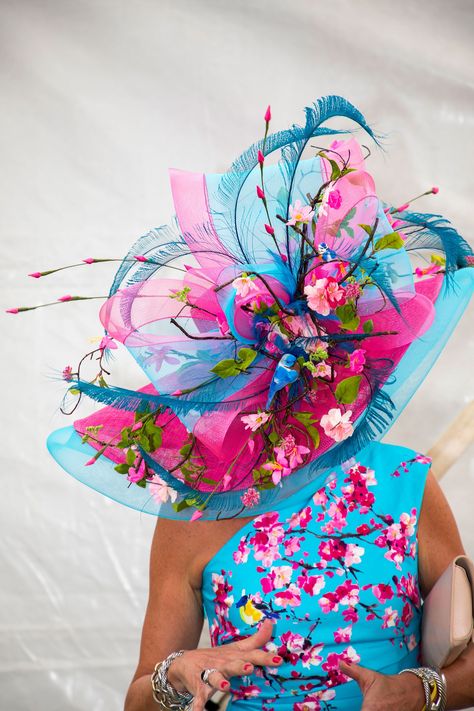 Kentucky Derby Outfit For Women Classy, Derby Dresses And Hats Outfit, Derby Outfits For Women Classy, Kentucky Derby Outfit For Women, Kentucky Derby Hats Diy, Derby Party Outfit, Derby Dresses, Derby Hats Diy, Kentucky Derby Attire