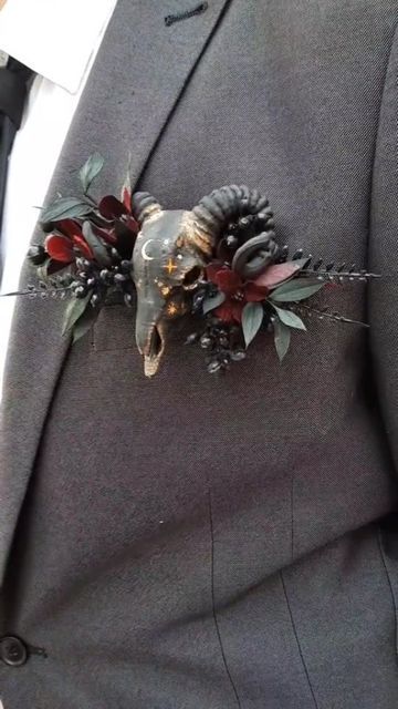 Boutonniere Alternative, Floral Pocket Square, Offbeat Wedding, Goth Wedding, Floral Pocket, Nontraditional Wedding, Goth Aesthetic, Halloween Wedding, Alternative Wedding