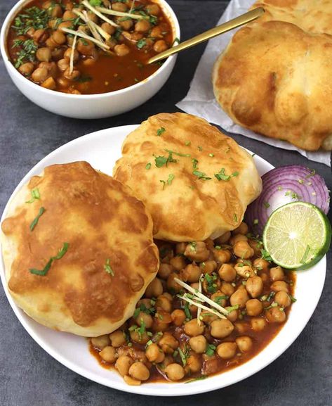 Chole Bhature, How to make bhatura, Punjabi Chana Bhatura, Popular indian vegetarian recipes for breakfast, lunch, dinner, snack, north Indian recipes, instant bhature, bhatura with and without yeast, chana masala, amritsari chole Cooking Recipes Images, Delicious Food Images, Lunch Pics, Chole Bhature Recipe, Lunch Indian, Bhature Recipe, Food Istanbul, Bhatura Recipe, Indian Bread Recipes