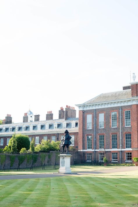 London || Kensington Palace Places To Visit In London, English Manor Houses, Palace London, London Kensington, Royal Uk, English Manor, Kensington London, British English, Manor Houses