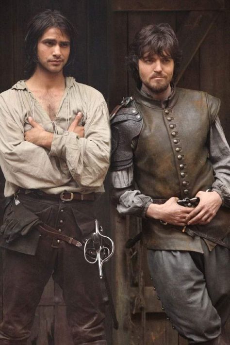 The Three Musketeers Book, Tom Burke Actor, Macbeth Poster, The Musketeers Tv Series, Dressing For Men, Traditional Dressing, Bbc Musketeers, Dragon Book, Luke Pasqualino