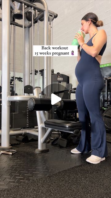 Dianna Regla Ruiz on Instagram: "Happy Friday everyone ☺️

Make sure you’re training upper body while pregnant strengthening your back will help with back pain, balance & posture. You got this mama 💪🏻 

📱Download my app for more workouts+ meals and so much more only $10📱 link in bio. 

#pregnancy #pregnant #15weekspregnant #fitmama #fitmom #fitmommy #preggo #preggolife #backworkout #upperbodyworkout #dianaruizfit" Upper Body Pregnancy Workout, 15 Weeks Pregnant, Mommy Workout, Fit Mama, Happy Friday Everyone, Me App, Back Workout, Pregnancy Workout, Upper Body Workout