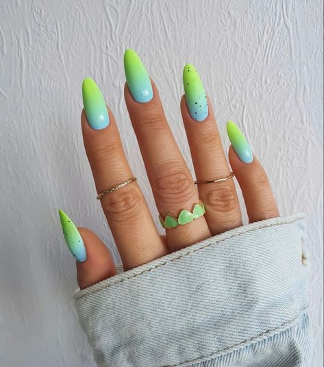 Beach Summer Nails, Summer Nails 2023 Color Trends, Nails 2023 Color Trends, Neon Purple Nails, Neon Blue Nails, 2023 Color Trends, Summer Nails Short, Rave Nails, Summer Nails Ideas