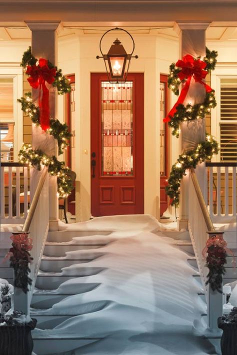 front porch decorating ideas | Front Porch Appeal, Issue #030 - Warm Season Greetings Christmas Posts, Garland Ideas, Christmas Front Porch, Front Steps, Front Porch Decorating, Christmas Porch, Red Door, Noel Christmas, Christmas Stuff