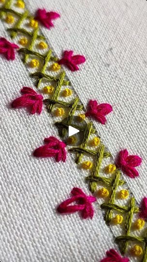 Handwork Border Designs, Embroidery Borders, Basic Hand Embroidery Stitches, Embroidery Border, Simple Hand Embroidery Patterns, Ribbon Embroidery Tutorial, Textile Art Embroidery, Diy Embroidery Designs, Blackwork Embroidery