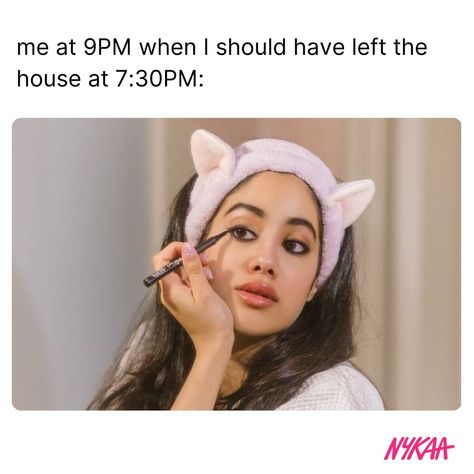 Makeup Meme, Funny Makeup, Makeup Memes, Makeup Humor, Makeup Mistakes, Lots Of Makeup, Beauty Photos, Prom Makeup, Blending