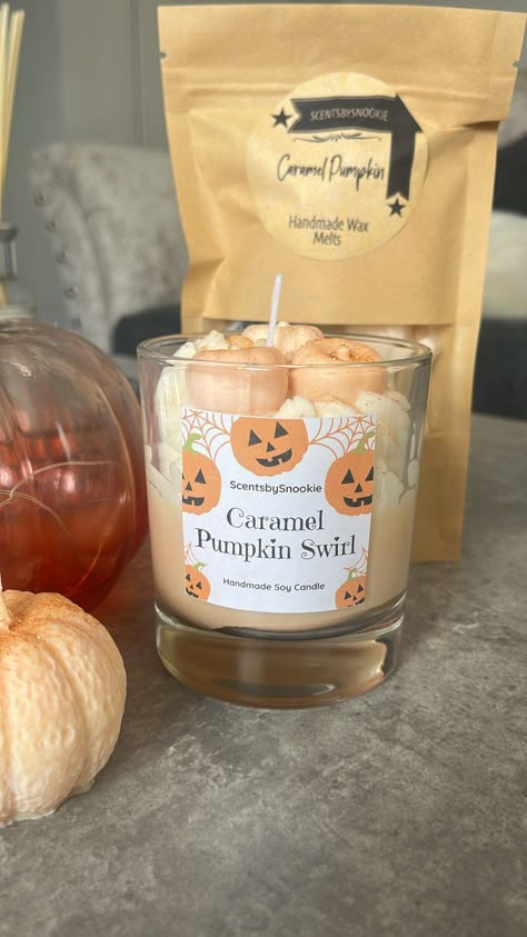 Cosy Fall, Candle Autumn, Caramel Pumpkin, Candle Obsession, Fall Room Decor, Candle Halloween, Pumpkin Spice Candle, Handmade Wax Melts, Pumpkin Candle