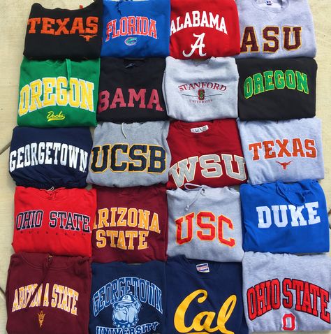 College Sweatshirt Outfit, University Hoodies, College Outfits Aesthetic, Danville California, Sukajan Jacket, Thrift Inspo, Hoodies Aesthetic, Airport Fits, High School Outfits