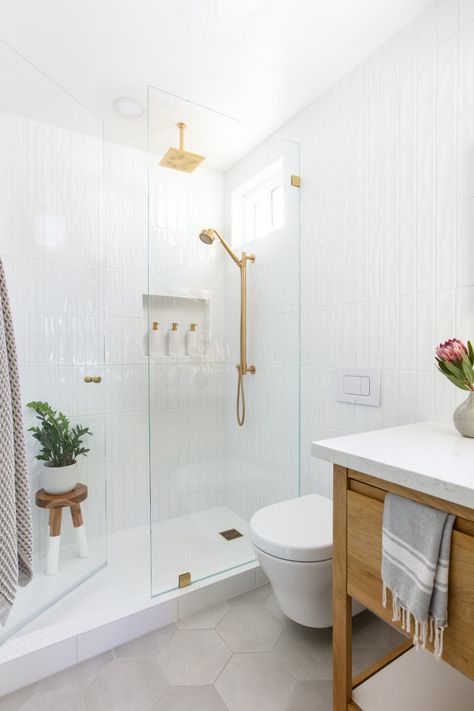 White Shower Tile, London Apartments, Gray Shower Tile, Small White Bathrooms, Bathroom Redesign, Master Bath Remodel, Boho Bathroom, Basement Bathroom, Bathroom Redo