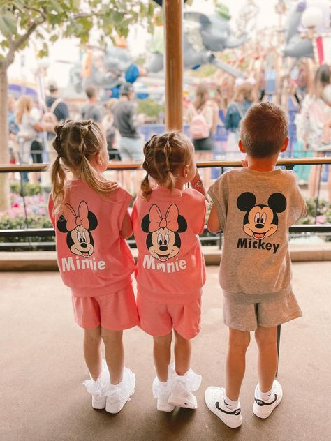 Disney World Outfits Mom And Son, Sisters Disney Outfits, His And Her Disney Outfits, Disney World Sibling Outfits, Disney World Matching Family Outfits, Matching Sibling Disney Outfits, Family Outfits Disney World, Matching Sister Disney Outfits, Disney World Outfits Mommy And Me