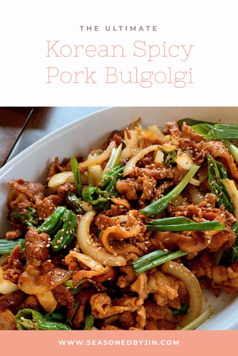 Pork Gyudon Recipe, Jaeyuk Bokkeum, Pork Jowl Recipe Dishes, Pork Jowl Recipe, Spicy Pork Bulgogi, Korean Spicy Pork, Pork Udon, Blue Crab Recipes, Spicy Korean Food