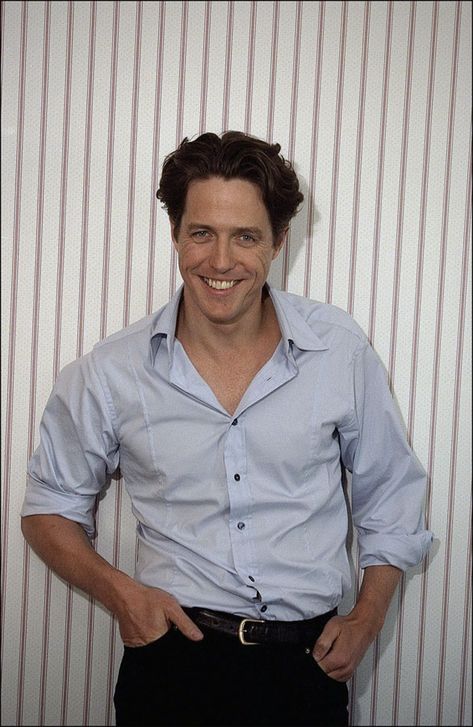 entirely correct 90s Male Fashion, Virgo Ascendant, Hugh Grant Notting Hill, Uk Actors, Hugh Grant, Bridget Jones, Richard Gere, Hot Picks, Popular People