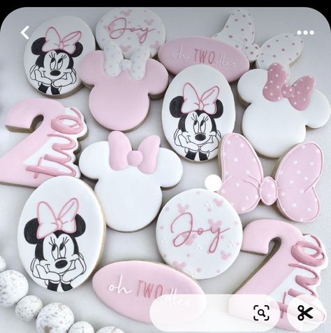 Twoodles Minnie Mouse, Minnie Birthday Cookies, Minnie Mouse 2nd Birthday Cookies, Oh Twodles Birthday Girl Cookies, Minnie Mouse Cookies 2nd Birthday, Oh Twodles Cookies, Minnie Mouse Cookies Decorated, Minnie Mouse Birthday Cookies, Oh Twodles Birthday Girl