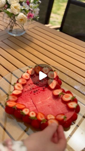 Aiza Itaeva on Instagram: "Watermelon❤️🍉
.
.
.
.
.
.
.
.
.
.
.
.
.
.
.
.
#foodart #art #Instagram #instagood #reels #explore #viral #video #tiktok #foryou #funny #explorepage #recipe #watermelon" Fruit Display, Watermelon, Fruit