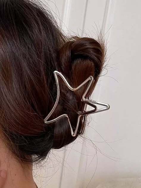 Hair Clips Aesthetic, Star Accessories, Natural Hair Woman, Hair Claw, Star Designs, Pretty Jewellery, Cute Fashion, Cute Jewelry, Hair Pins