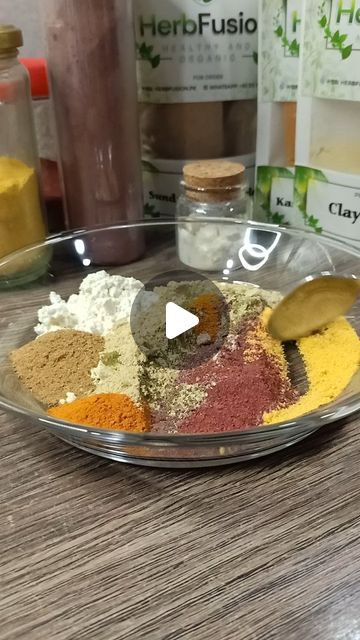 Diy Ubtan Recipe, Homemade Face Wash Powder, Bridal Ubtan Recipe, Bath Powder Homemade, Ubtan Recipe Homemade, Herbal Face Wash, Diy Face Wash, Homemade Face Wash, Dusky Skin